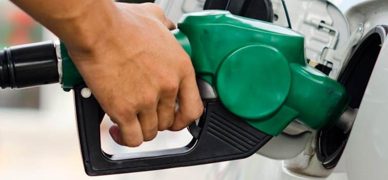 Gasolina tem nova alta