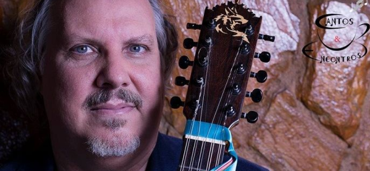 Violeiro Chico Lobo traz show intimista amanhã a Divinópolis