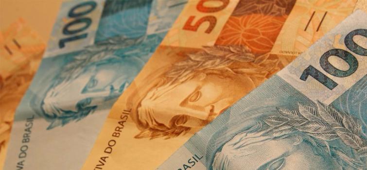 Estimativa para salário mínimo em 2019 cai para R$ 998
