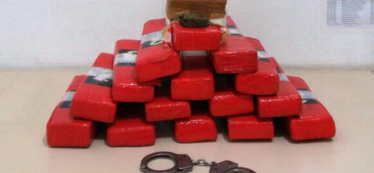 PC apreende 10 kg de maconha e meio quilo de pasta base de cocaína em Luz