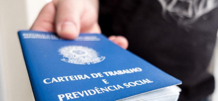 Sine de Divinópolis reúne vagas com salários de R$ 937 a R$ 2.191