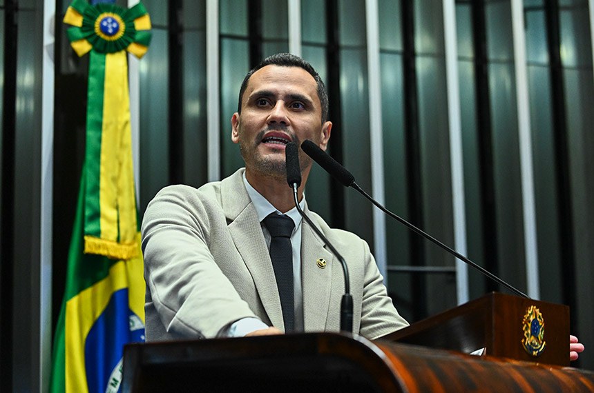 Cleitinho critica penas do 8 de janeiro e pede criação de CPI do INSS