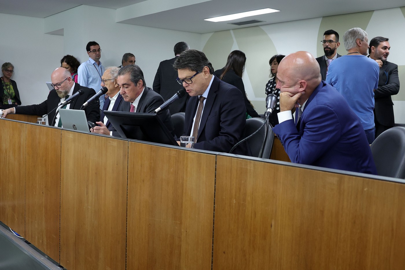Minas pode usar dívidas de contribuintes inadimplentes para abater o que deve à União