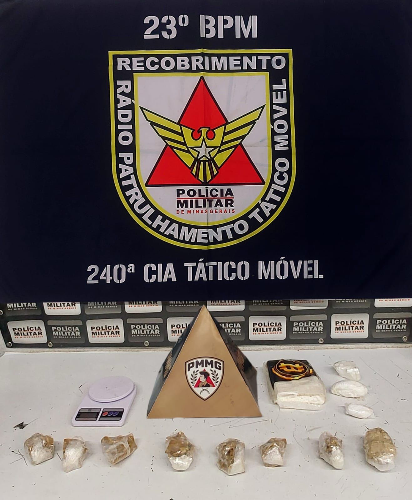 Homem é preso por tráfico de drogas no bairro Niterói em Divinópolis